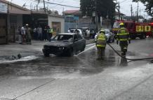 Incendio carro Urdesa