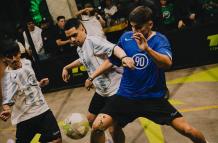 Toma el juego, fútbol callejero, torneo, Nike, formato 3 vs. 3, gol gana, Quito, parque La Carolina, pista de skate