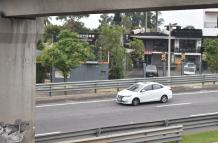 cámara de seguridad en la avenida Simón Bolívar