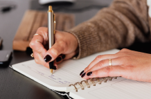 Terapia Narrativa: Evidencia Científica para Reescribir tu Historia Personal