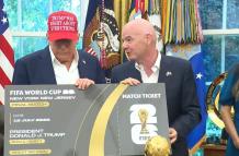 Conversación OSCAR MARIO BETETA @MarioBeteta Donald Trump anuncia que el sorteo de la Copa Mundial de la FIFA 2026 tendrá lugar el 5 de diciembre en el Kennedy Center de Washington, D.C.