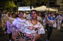 En la mascarada nocturna, uno de los eventos desarrollados en las fiestas de fundación de Quito, en diciembre 2025