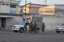 Según las primeras investigaciones policiales, los reos habían sido asfixiados.