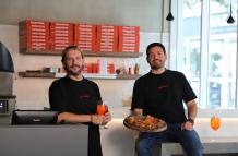 Giovanni Polo y Sebastián Pareja dueños de Diavolo Rosso en Samborondón