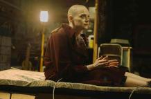 Bugonia, película del director Yorgos Lanthimos