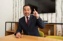 El asambleísta Juan Andrés González anunció el pedio de información sobre los pasos de frontera.