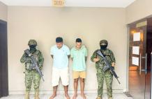 Un operativo militar permitió la detención de dos presuntos miembros del grupo criminal Los Lobos en el sector El Salto.