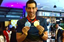 Esteban Enderica, nadador, Juegos Bolivarianos 2025, Team Ecuador, papá, hija, Mía Luciana