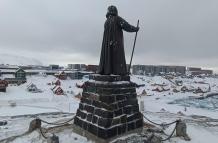 Vista de una calle de Nuuk, Groenlandia.