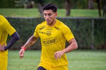 Joao Rojas entrenando en Quito en la pretemporada 2026.