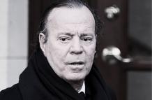 Julio Iglesias tiene 82 años.