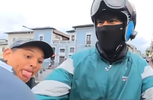 El robo al youtuber coreano ocurrió en el bulevar de la 24 de Mayo, en el Centro Histórico de Quito.