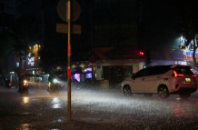 conducir bajo la lluvia