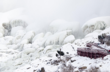 Cataratas del Niágara congeladas