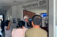 Quejas por cobros excesivos en planillas de agua en Santa Elena