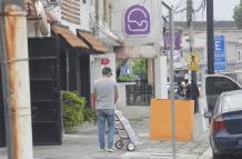 CALLE GUAYACANES URDESA