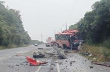 El Ecu 911 coordinó la atención tras la alerta de un siniestro entre un bus y un tráiler.