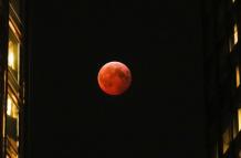 Eclipse lunar total