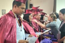 Adultos mayores graduados