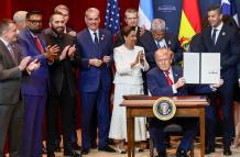 Daniel Noboa asistió a la firma de la nueva coalición militar que firmó Donald Trump, durante la cumbre 'Escudo de las Américas'.