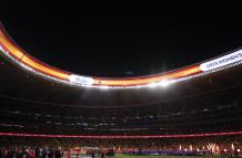 Estadio lleno en el Metropolitano para el duelo de la Tri-