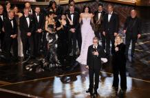 Todo el elenco de One batlle or another