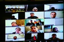 El alcalde de Guayaquil, Aquiles Álvarez, apareció con su abogado desde la cárcel del Encuentro para la reinstalación de la audiencia de juicio del caso Triple A.