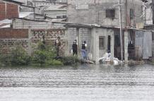 cuerpo de mujer en el estero Salado