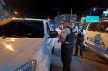 En el duodécimo día del toque de queda, 24 personas fueron aprehendidas en las cuatros provincias donde rige la medida.