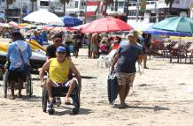 Los turistas han empezado a llegar en gran número a los balnearios peninsulares