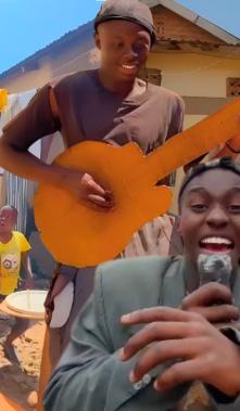 Virales niños bailarines de Uganda, de la Nansana Kids Foundation