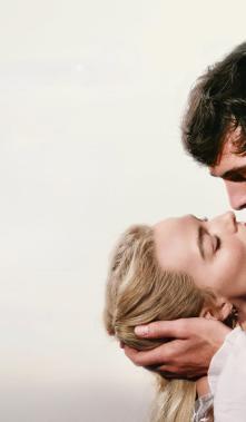 Póster oficial de Cumbres Borrascosas.