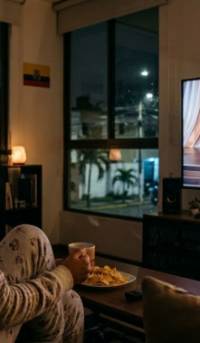 Actores y directores asistirán a la gala de los Premios Óscar 2026 en Hollywood.