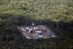 Instalaciones petroleras en el Yasuní