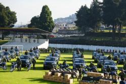 El Gobierno entregó 54 camionetas y 24 motocicletas; drones para labores de vigilancia y más.