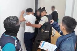 clausura de una concesionaria en Quito