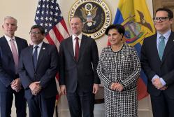 Ministro de producción de Ecuador