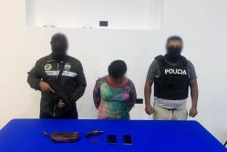 Una mujer fue aprehendida en Machala durante un operativo de la Policía Nacional
