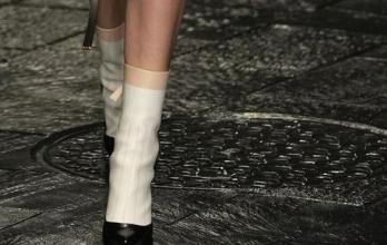 Estas atípicas botas fueron presentadas durante la colección otoño.invierno 2023-2024 de Louis Vuitton .