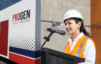 La ministra de Energía y Minas, Inés Manzano