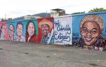 el tin tin delgado también está pintado en el mural