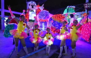Desfile Guayaquil es mi destino en Navidad