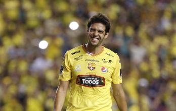 kaká noche amarilla barcelona