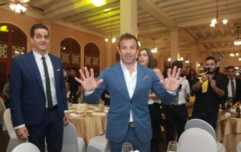 El jugador Alessandro Del Piero se mostró contento en toda la ceremonia.