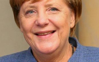 Angela_Merkel-lenin-moreno