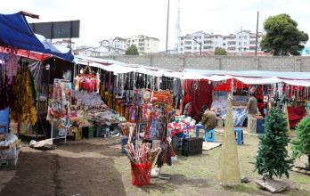La capital vivió aglomeraciones, incumplimientos y mendicidad en la Navidad.