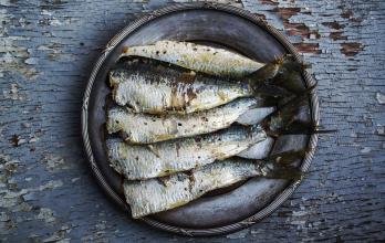 Las sardinas al natural o enlatadas son ricas en purinas