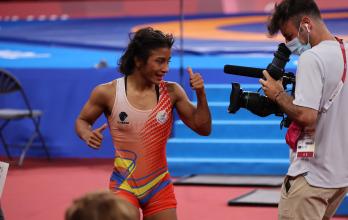 Lucia Yépez lucha diploma Juegos Olímpicos
