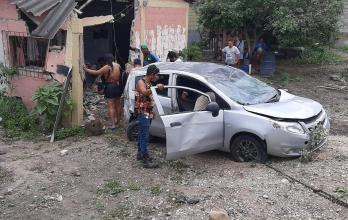 Carro parado_ Accidente