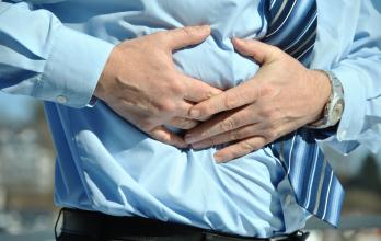 Los problemas digestivos también pueden ser un síntoma de enfermedad cardiovascular